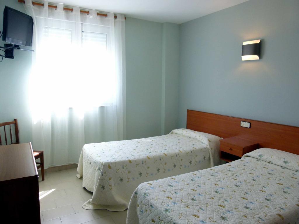 Hostal Chiquin Tapia De Casariego Szoba fotó